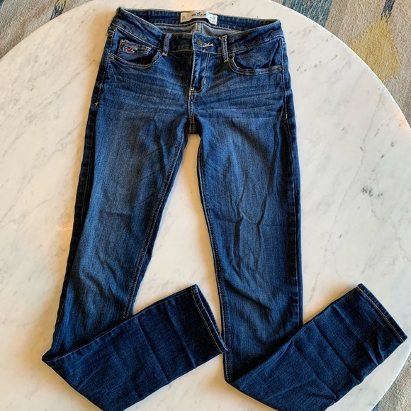 Hollister Skinny Jeans - Picture 3 of 7